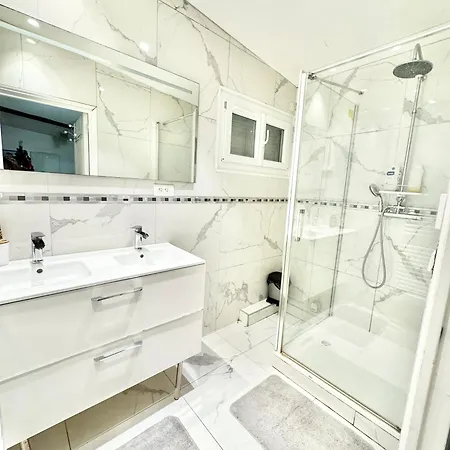 Agreable Chambre Menucourt Exterior photo